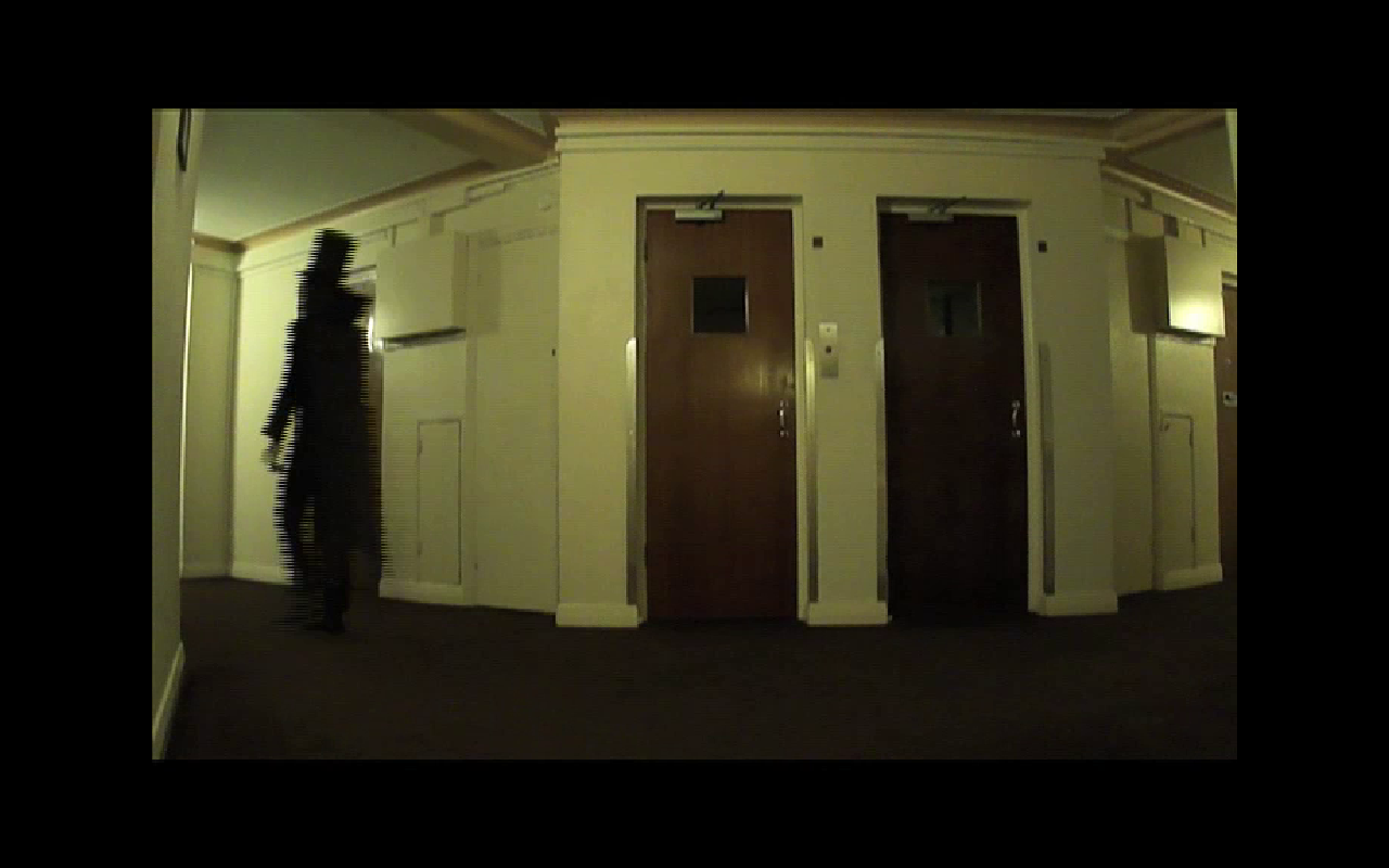 Robert Kraatz

Bühnenbild
Setdesign
Szenographie