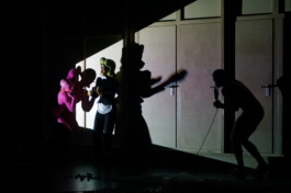 Robert Kraatz
Bühnenbild
Setdesign
Szenographie