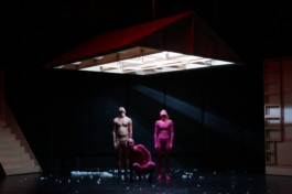 Robert Kraatz
Bühnenbild
Setdesign
Szenographie