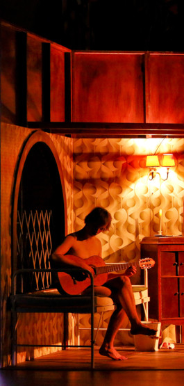 Robert Kraatz
Bühnenbild
Setdesign
Szenographie