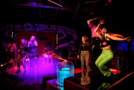 Robert Kraatz
Bühnenbild
Setdesign
Szenographie