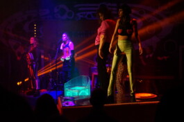 Robert Kraatz
Bühnenbild
Setdesign
Szenographie